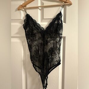 Zara Black Lace V-Neck Bodysuit size Medium